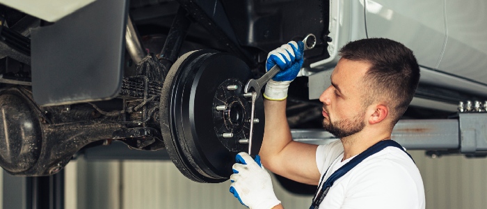 front-view-car-service-male-employee